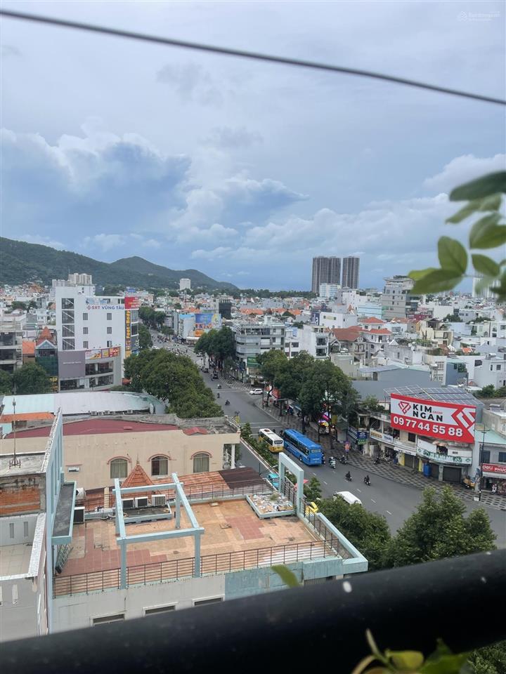 Bán căn góc saigonres 82m², 2pn, 2wc giá 3 tỷ 550 triệu. call 0989 116 *** mr hà!