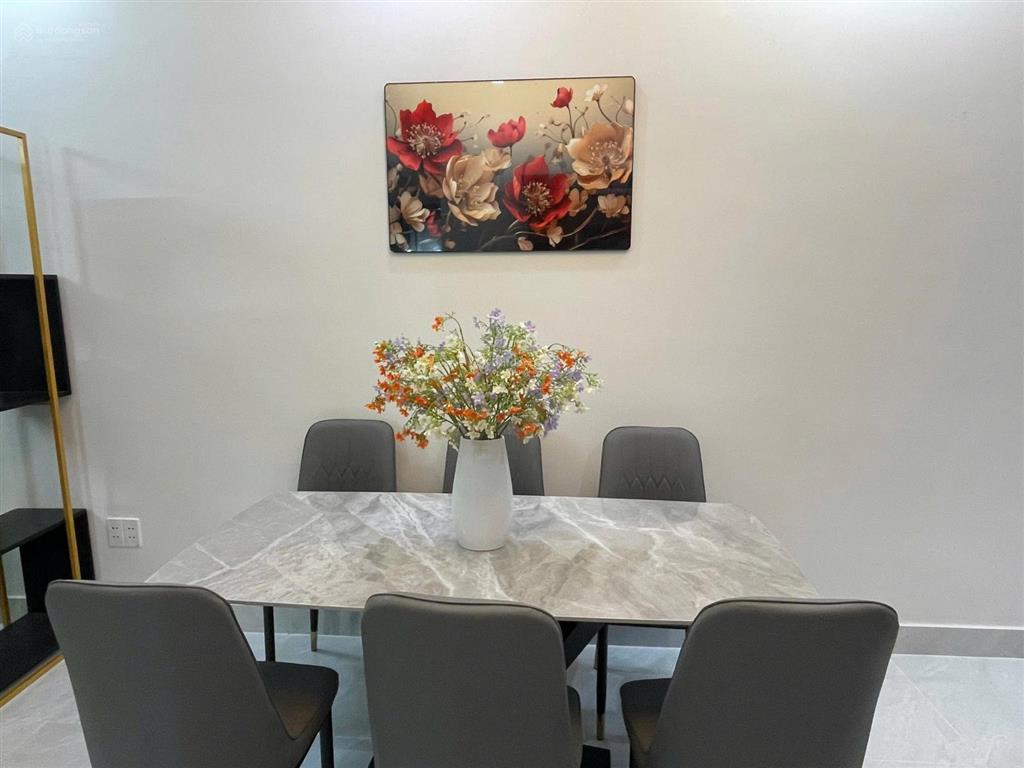 Bán căn hộ saigonress 77m2, 2pn, 2wc giá 3,6tỷ. call 0989 116 *** mr hà!