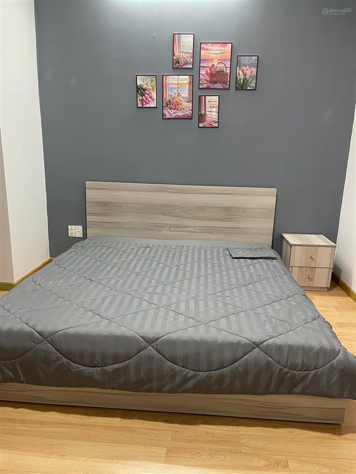 Bán căn hộ saigonress 77m2, 2pn, 2wc giá 3,6tỷ. call 0989 116 *** mr hà!