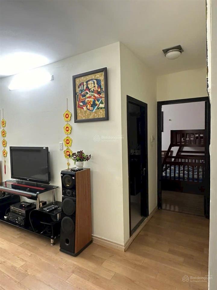 Bán căn hộ seaview 63m2,2pn,1wc giá 2tỷ380tr.call 0989 116 *** mr hà.