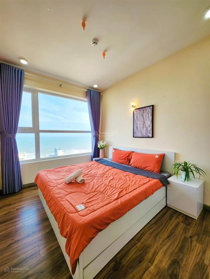 Bán căn goldsea view biển 80m, 2pn, 2wc giá 4,3 tỷ.call 0989 116 *** mr hà!