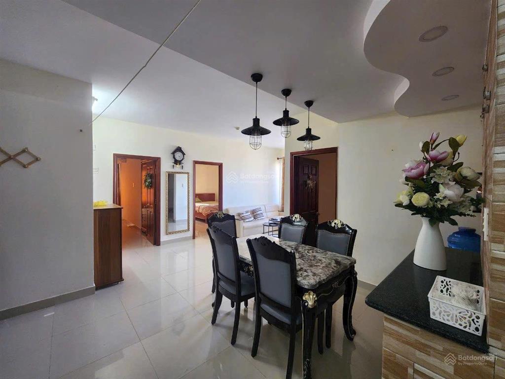 Bán căn góc view biển oscland 90m2,3pn,2wc giá 3,8tỷ.call 0989 116 *** mr hà.
