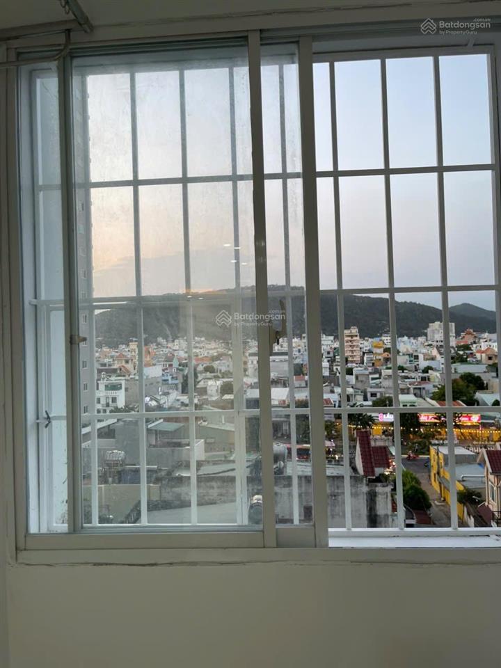 Bán căn hộ block a 199nkkn 64m2,2pn,1wc giá 2tỷ 680tr.call 0989 116 *** mr hà.