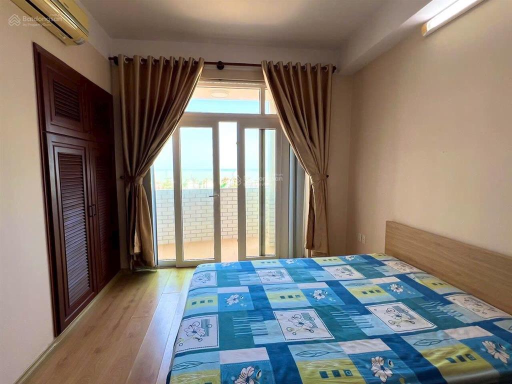 Bán căn hộ 165a thuỳ vân 90m2,2pn,2wc giá 4,8 tỷ.call 0989 116 *** mr hà.