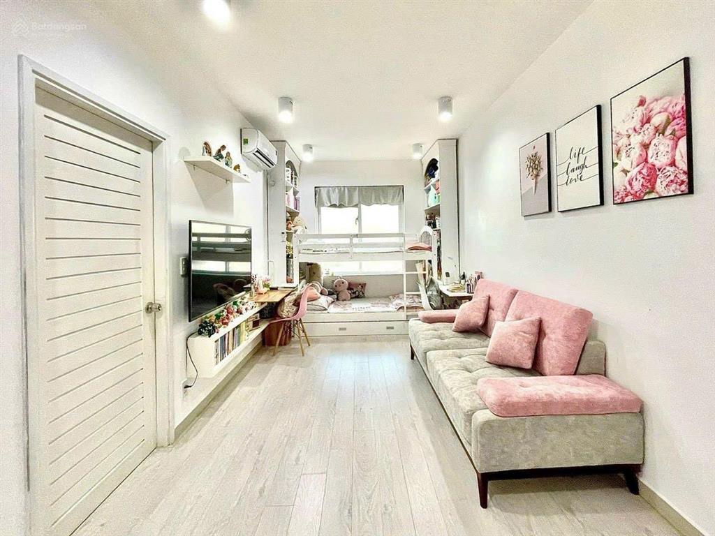 Bán căn góc vũng tàu plaza 65m, 2pn, 1wc giá 2tỷ 850tr. call 0989 116 *** mr hà.