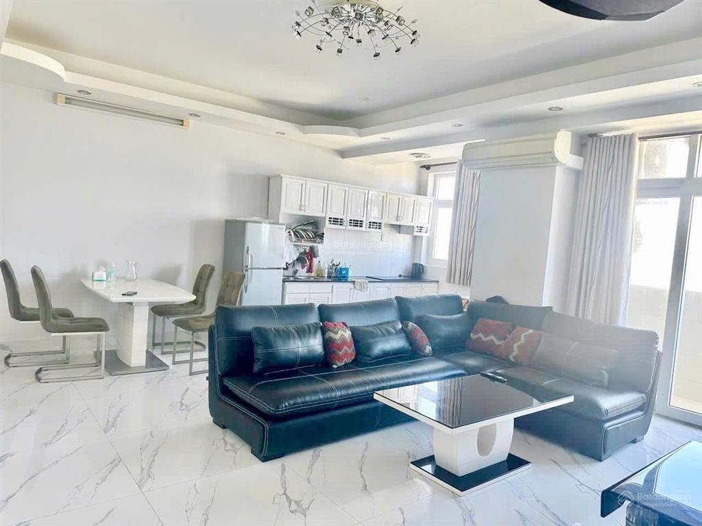 Bán căn 165a thuỳ vân 90m2,2pn,2wc giá 4,3tỷ.call 0989 116 *** mr hà.