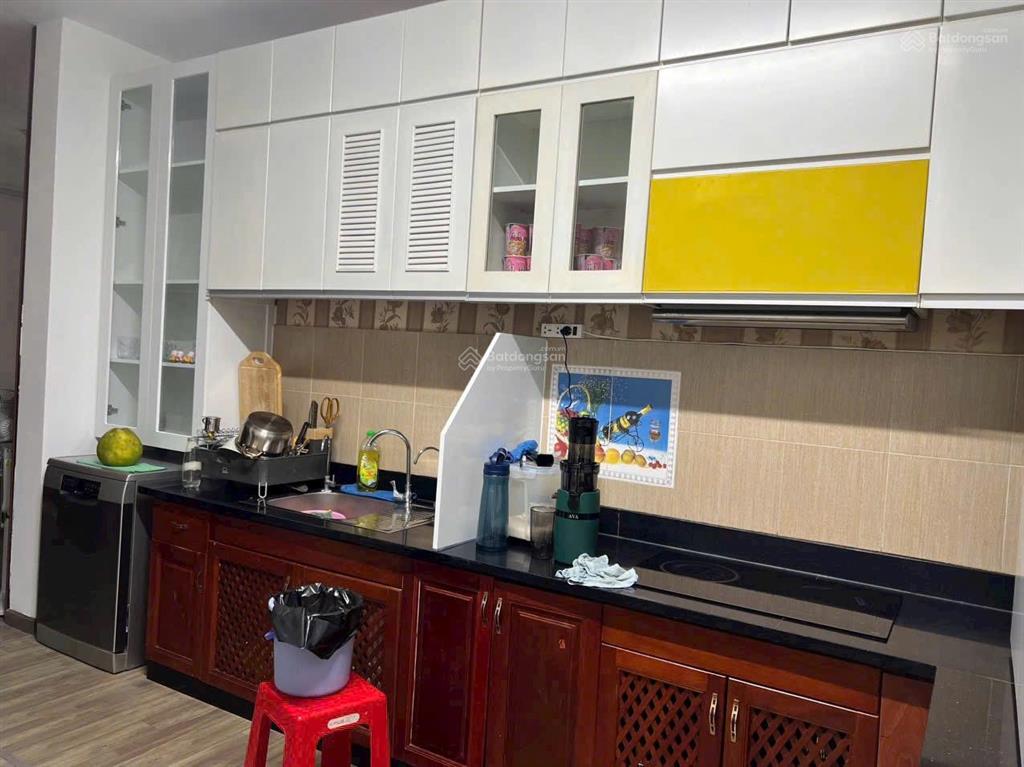 Bán căn hộ saigonress 77m2,2pn,2wc giá 3,4 tỷ.call 0989 116 *** mr hà.