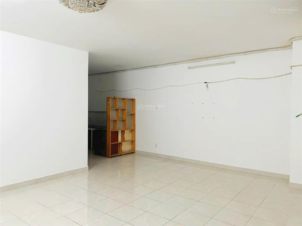 Bán căn hộ block a 199nkkn 64m2, 2pn, 1wc giá 2 tỷ 450tr. 0989 116 *** mr hà.