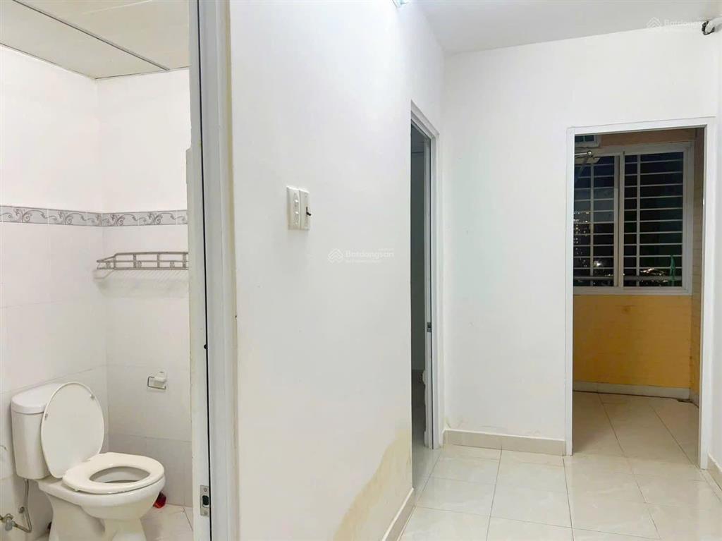 Bán căn hộ block a 199nkkn 64m2, 2pn, 1wc giá 2 tỷ 450tr. 0989 116 *** mr hà.
