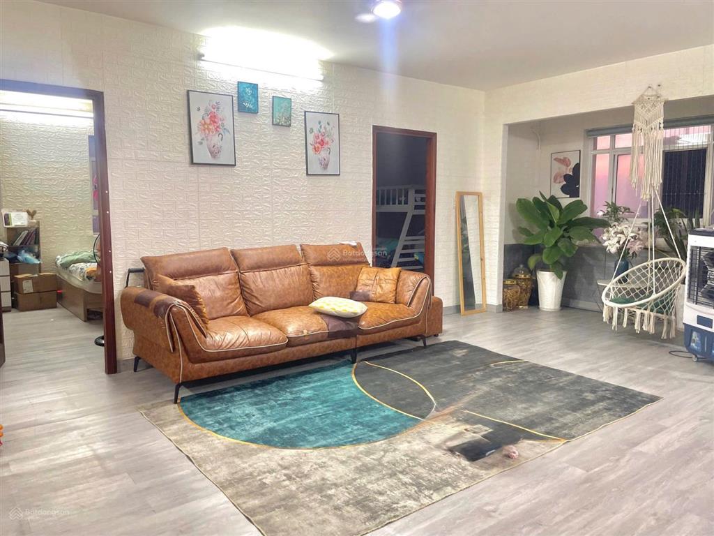 Bán căn góc seaview 137m2, 3pn, 2wc giá 3 tỷ 500tr. call 0989 116 *** mr hà!
