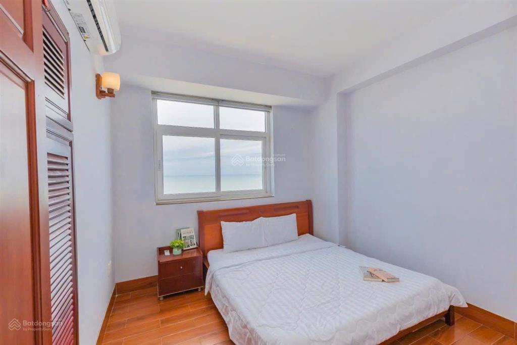 Bán căn góc 165a thùy vân 80m view biển giá 5,9 tỷ. 0989 116 *** mr hà.