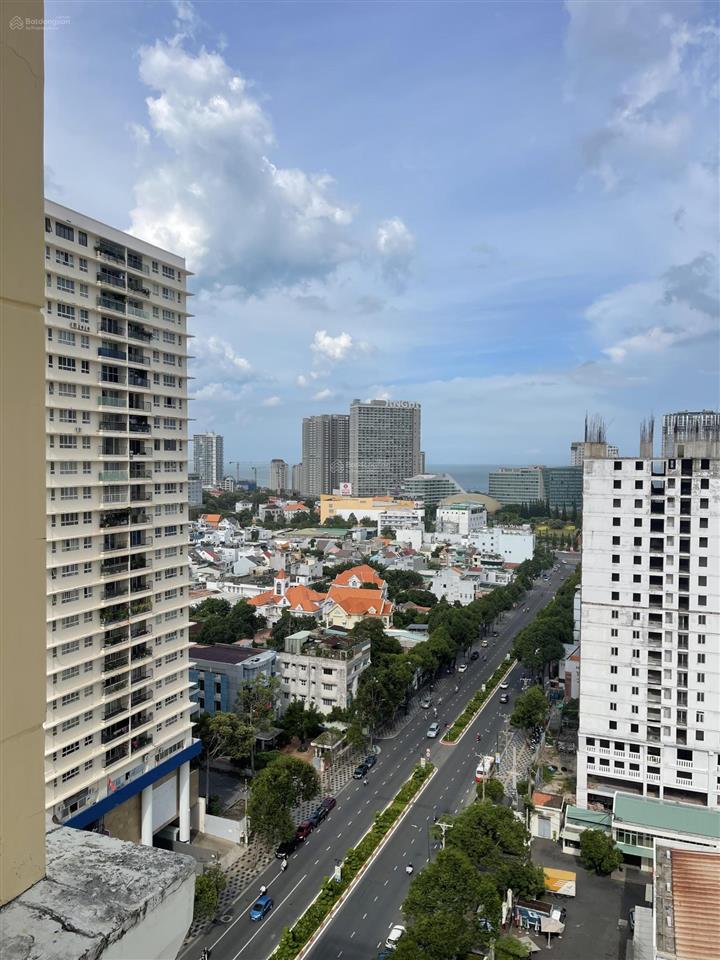 Bán căn saigonres 200m², 3pn, 2wc giá 4,7 tỷ. call 0989 116 *** mr hà