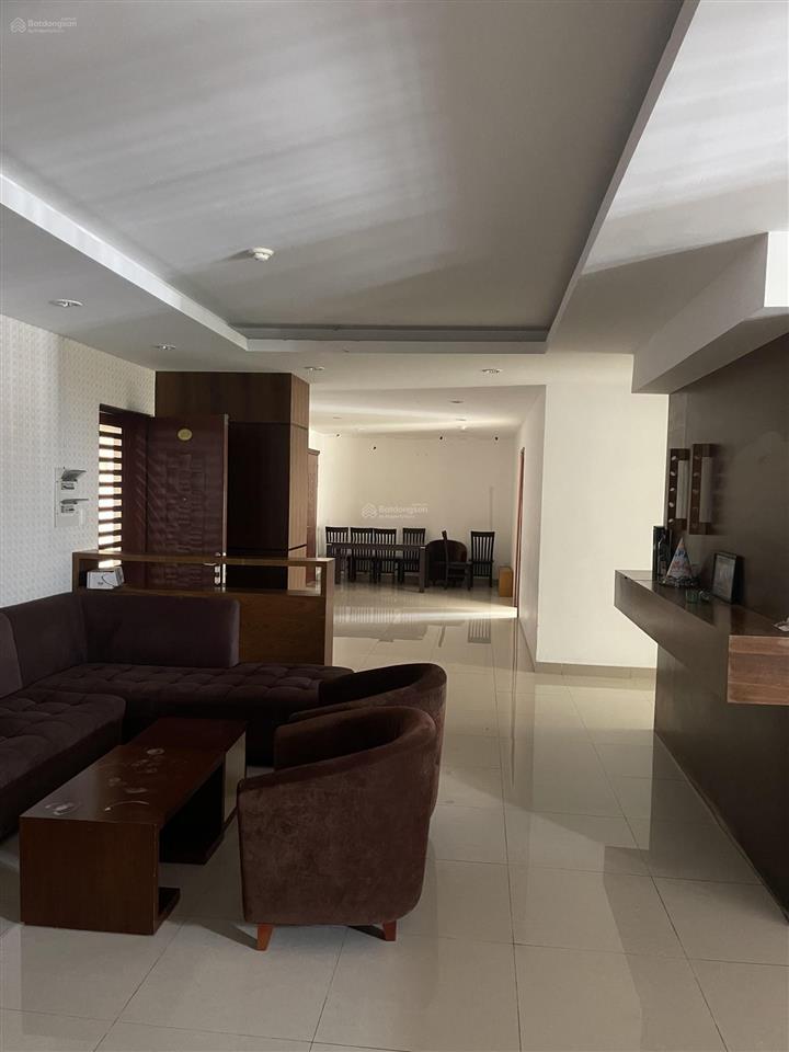 Bán căn saigonres 200m², 3pn, 2wc giá 4,7 tỷ. call 0989 116 *** mr hà