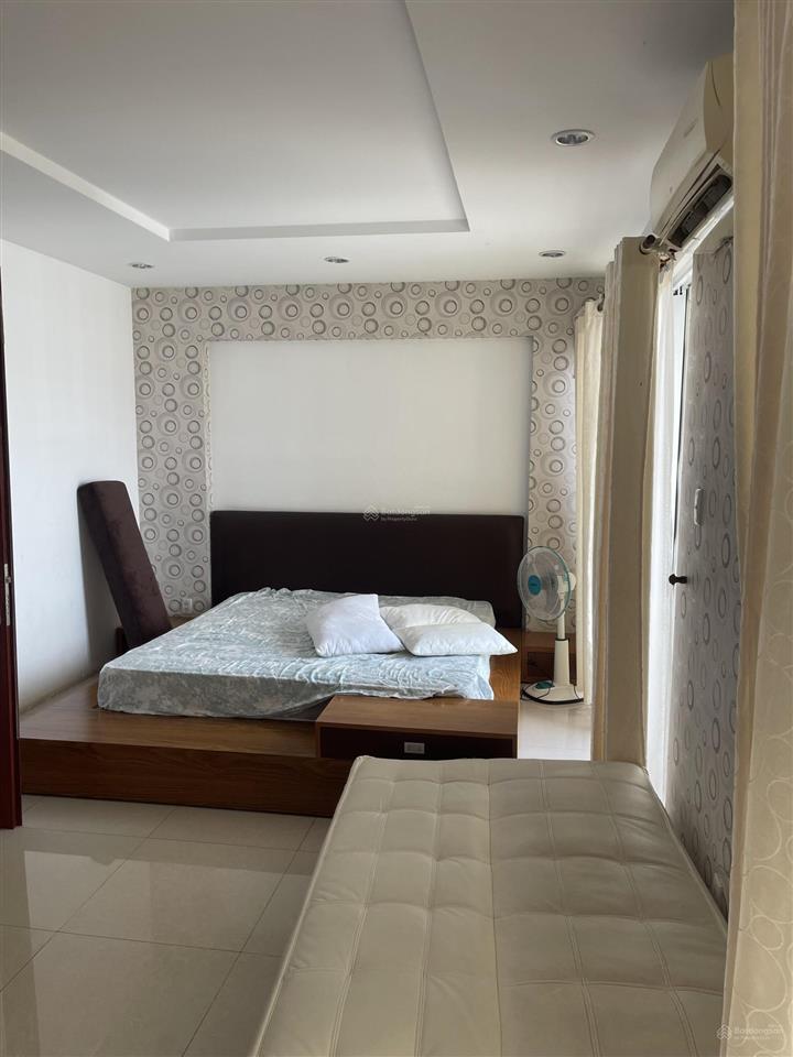 Bán căn saigonres 200m², 3pn, 2wc giá 4,7 tỷ. call 0989 116 *** mr hà
