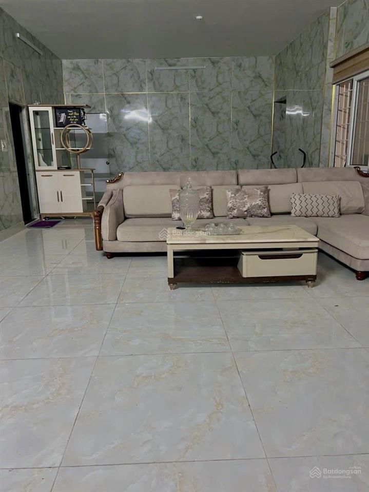 Bán shophouse seaview 171m2 giá 5,5 tỷ. call 0989 116 *** mr hà
