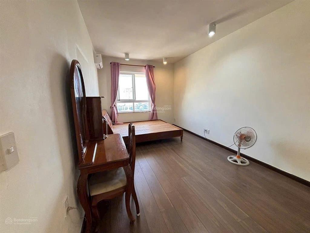 Bán căn view biển vũng tàu plaza 91m² giá 4 tỷ 380 triệu. call 0989 116 *** mr hà.