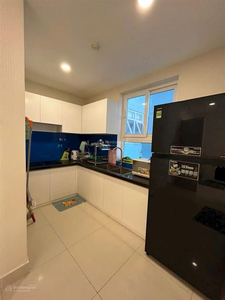 Bán căn hộ melody 83m2,2pn,2wc giá 3,5tỷ.call 0989 116 *** mr hà.