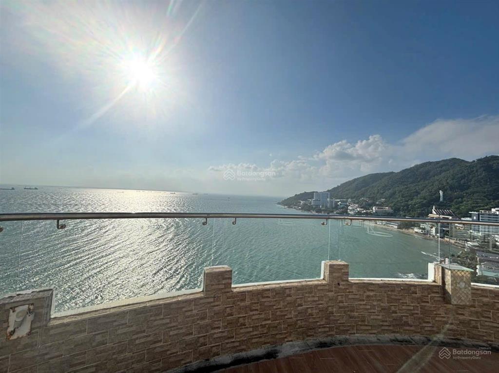 Bán penthouse thủy tiên resort 191m2 giá 6,1 tỷ. call 0989 116 *** mr hà