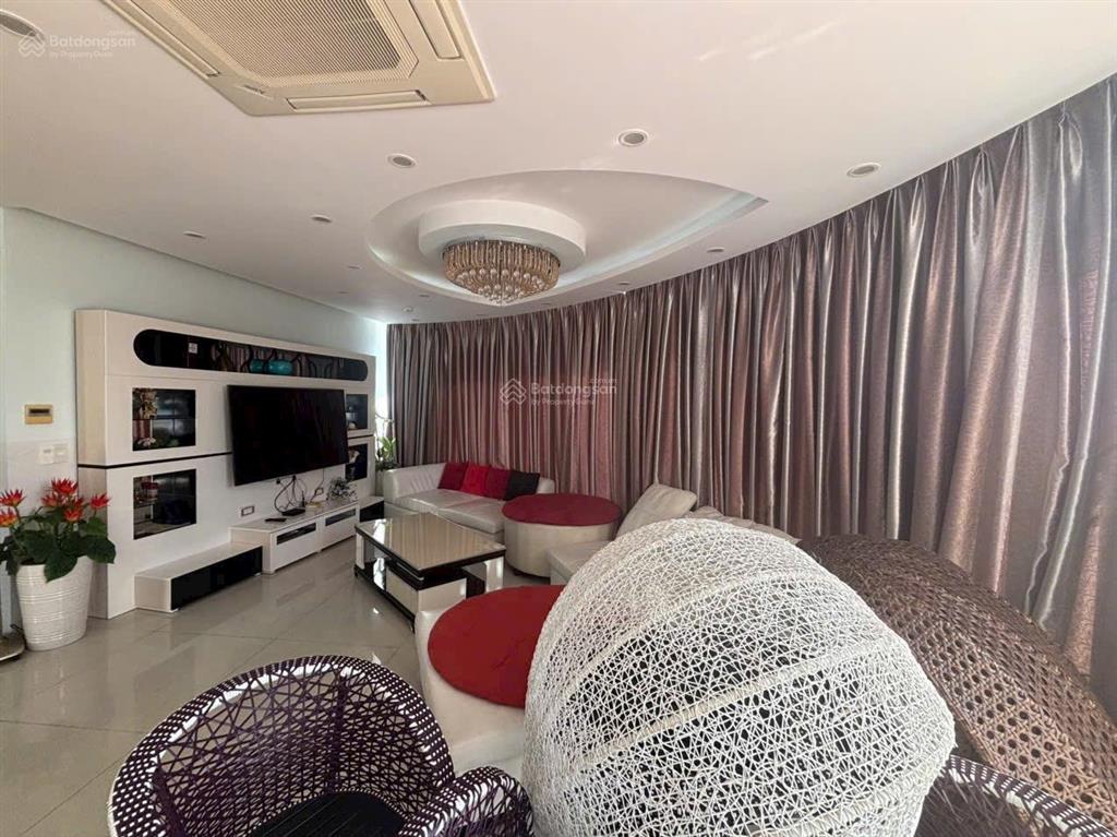 Bán penthouse thủy tiên resort 191m2 giá 6,1 tỷ. call 0989 116 *** mr hà