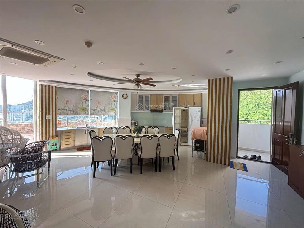 Bán penthouse thủy tiên resort 191m2 giá 6,1 tỷ. call 0989 116 *** mr hà