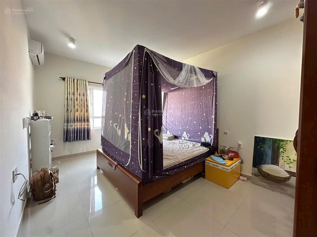 Bán căn hộ saigonres 50m2, 1pn giá 2 tỷ. call 0989 116 *** mr hà.