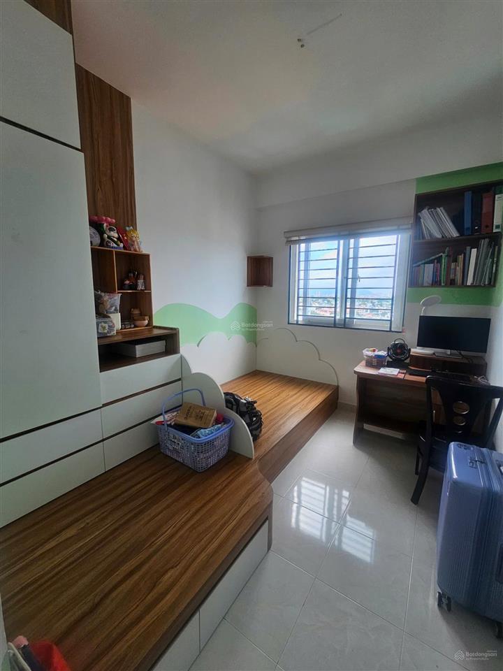 Bán căn hộ saigonres 50m2, 1pn giá 2 tỷ. call 0989 116 *** mr hà.