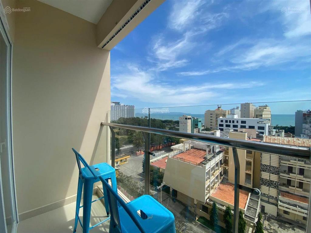Bán căn goldsea 80m2,2pn,2wc view biển 3,8 tỷ.call 0989 116 *** mr hà.