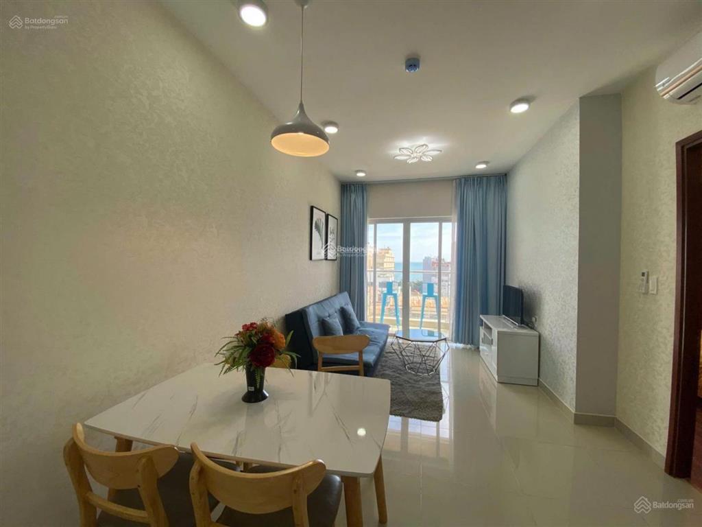 Bán căn goldsea 80m2,2pn,2wc view biển 3,8 tỷ.call 0989 116 *** mr hà.