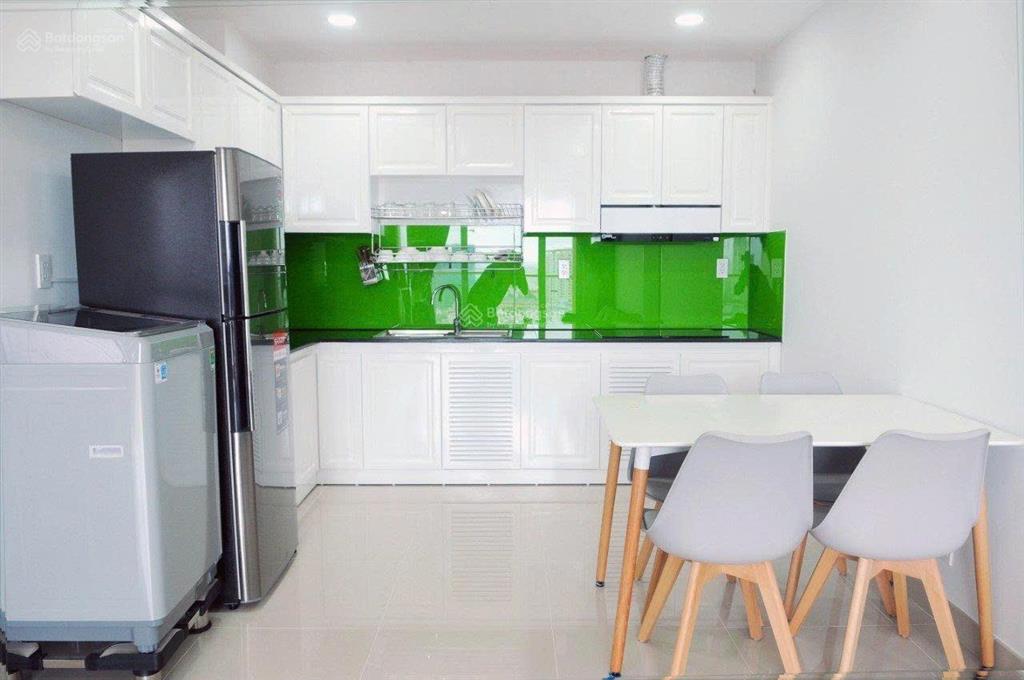 Bán căn hộ goldsea view biển 52m2 giá 2,5 tỷ. call 0989 116 *** mr hà.
