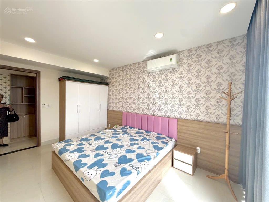 Bán căn hộ bình giã resident 73m2, 2pn, 2wc giá 3 tỷ. call 0989 116 *** mr hà.