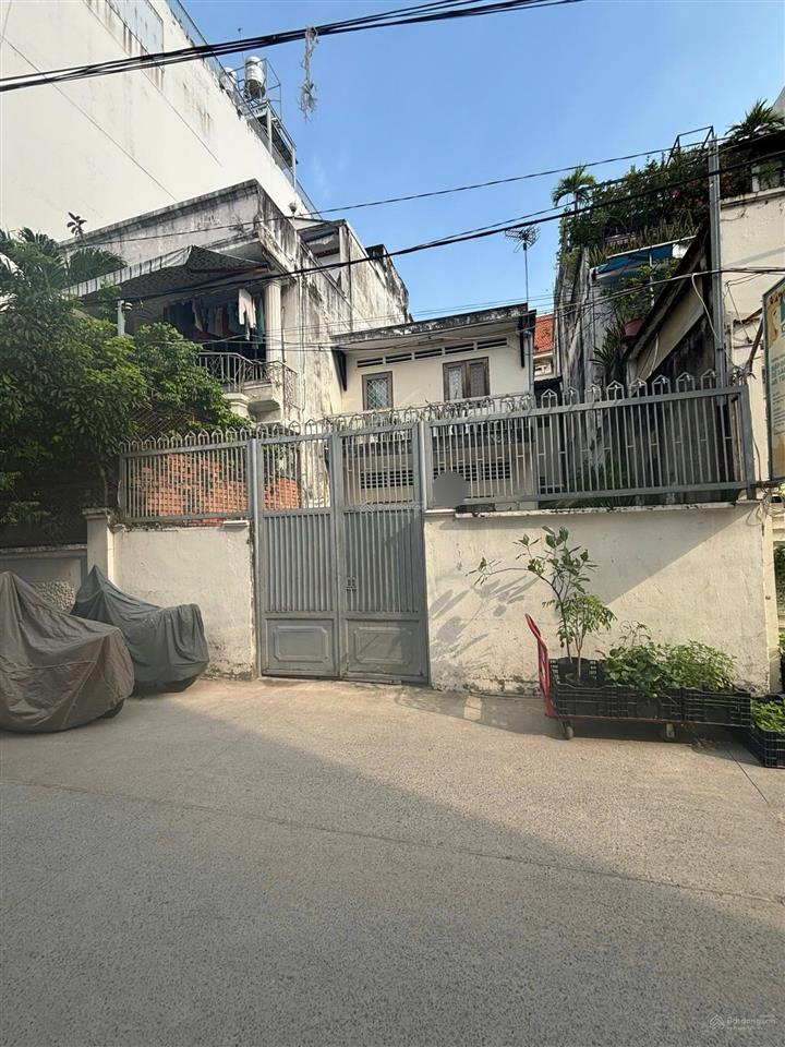 Bán nhà hẻm 6m phạm ngọc thạch, p8, quận 3. dt 6.5 x 20m. 130m2, 3 tầng cũ. giá 30tỷ tl