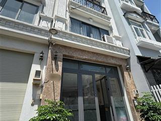 Bán nhà hẻm xe hơi nguyễn văn đậu. p5. quận bình thạnh. dt  4 x 13m. 1 trệt 4 lầu. hđt 45tr/1th.