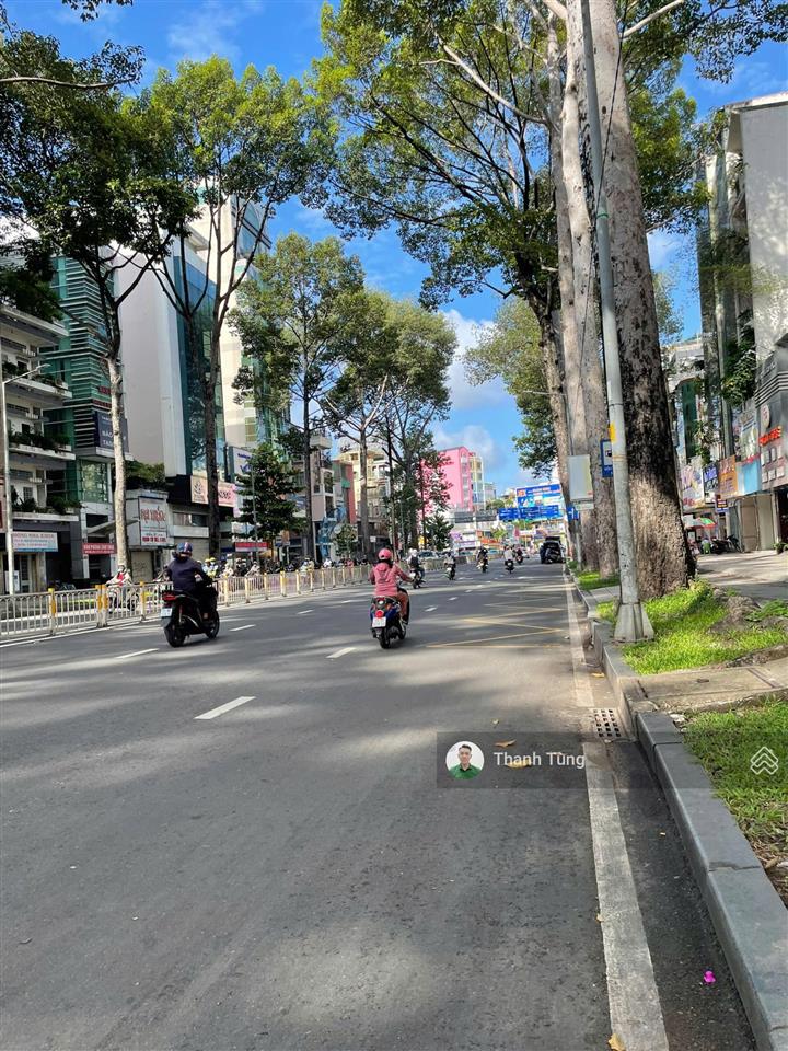 Siêu vị trí  góc 2mt trần hưng đạo, quận 1  12x27m  gpxd 2 hầm 12 tầng  giá 160 tỷ