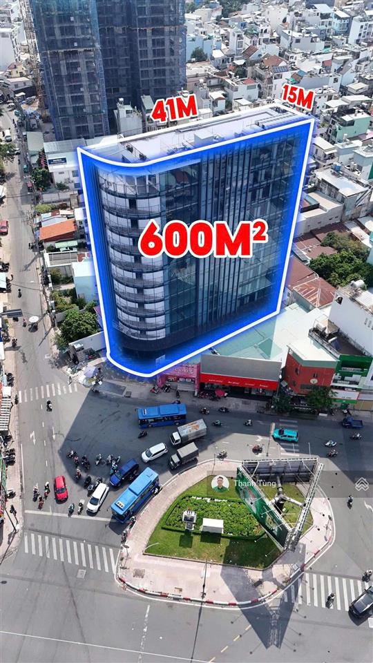 Toà nhà mới 100% mt phạm văn đồng nguyên hồng  15x41m 2 hầm 12 tầng  hđt 1.2 tỷ/th  275 tỷ