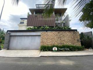 Độc tôn duy nhất  biệt thự mt hoa phượng, phú nhuận  16x18m  3 tầng áp mái  giá 125 tỷ