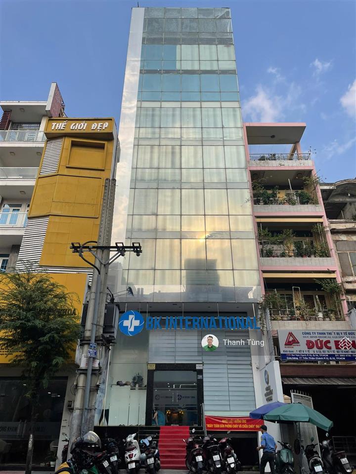 Tòa nhà mt sư vạn hạnh, quận 10  8x18m  hầm 10 tầng  hđ thuê 300 triệu  giá 125 tỷ