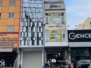 Cách quận 1 chỉ 100m  mt phan đình phùng, phú nhuận  8x23.5m  4 tầng  hđt 150 triệu  giá 65 tỷ