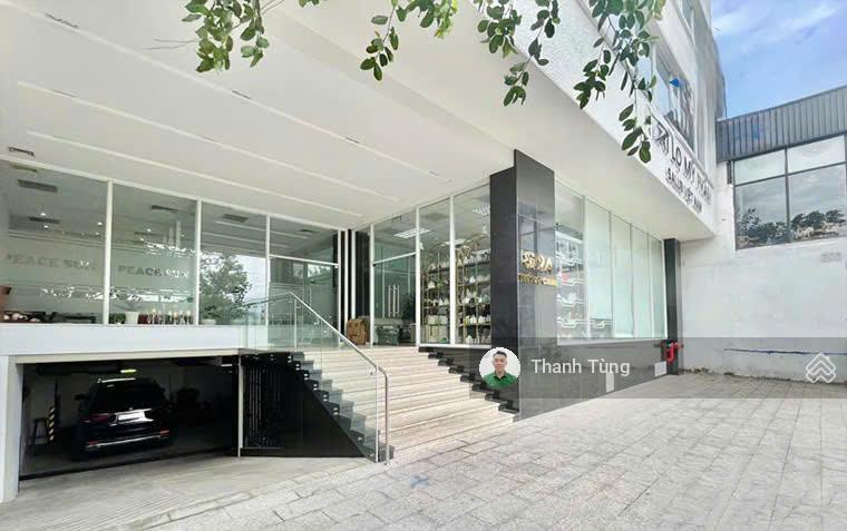 Ngang khủng  toà nhà mt trường chinh, tân bình  17.4x15.5m  hầm 7 tầng  hđt 300 triệu  115 tỷ