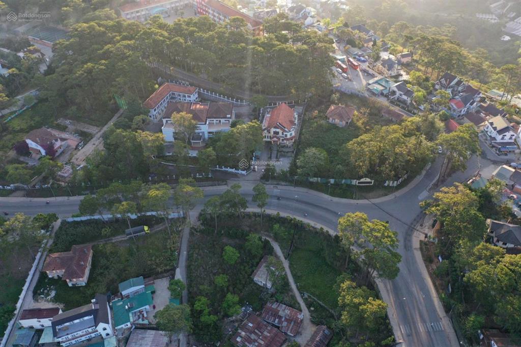 Bán đất 2 mặt tiền hùng vương  trần quang diệu, p10, đà lạt