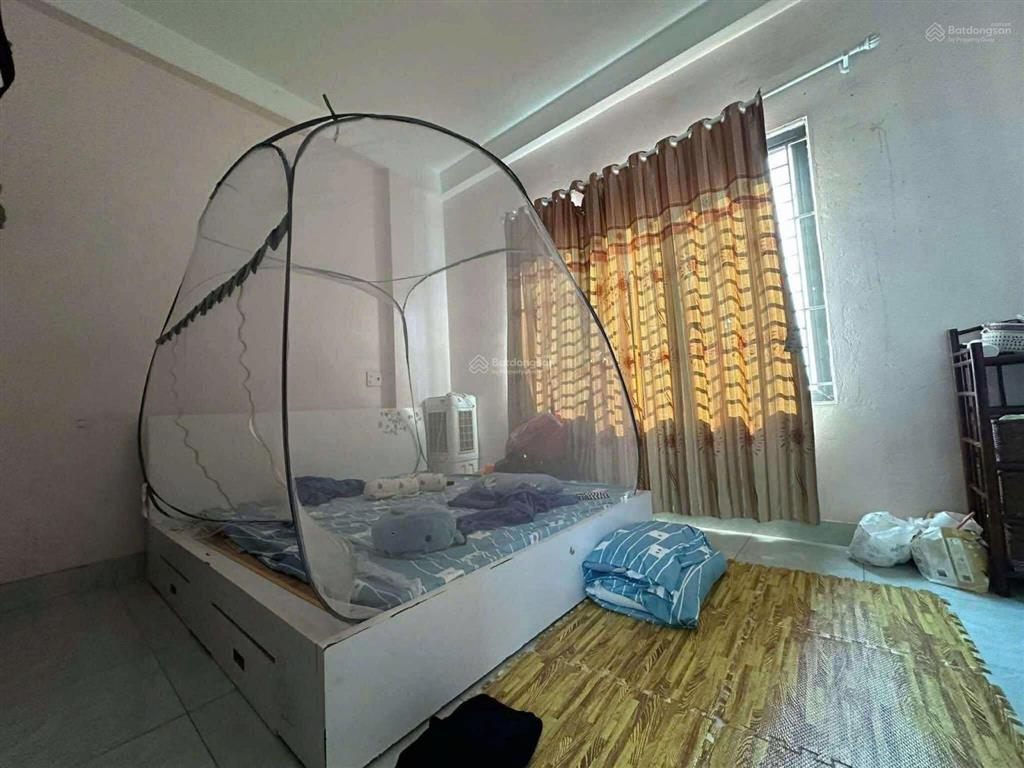 Hơn 5 tỷ  nhà 3 tầng  vĩnh ngọc  view cầu nhật tân  oto đỗ cửa