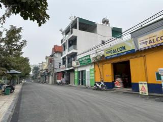 Hiếm nhà 2 tầng trung tâm nam hồng 3,85 tỷ ở ngay  gần cầu thăng long