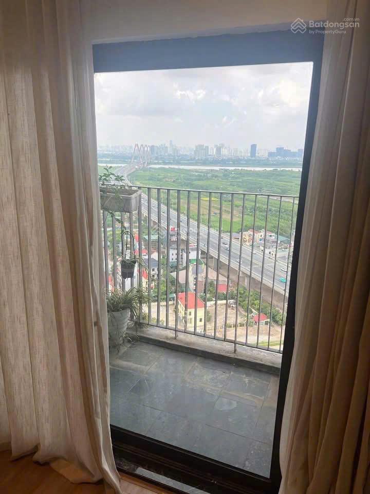 Bán căn hộ 2n intracom cầu nhật tân  view hồ tây  sông hồng và thành phố hà nội