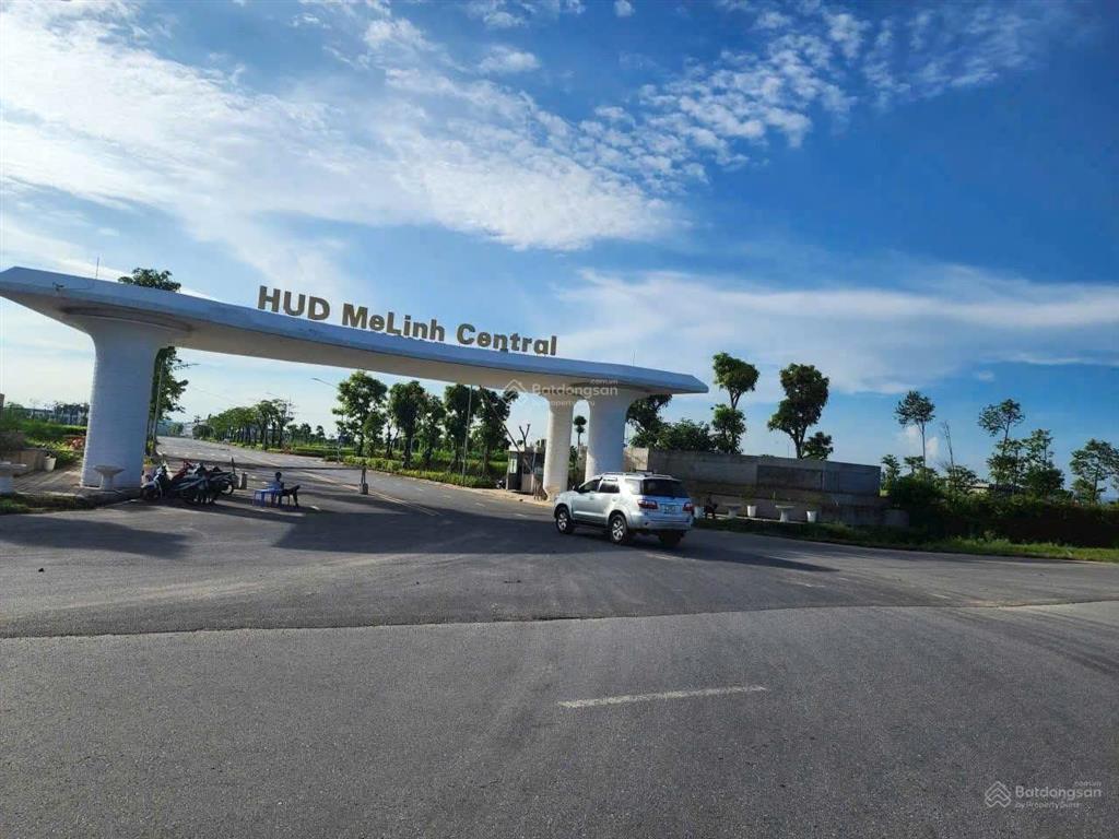 Chính chủ bán đất đấu giá  đối diện hud mê linh và sun mê linh  giá nhỉnh 6 tỷ  x2 bđs