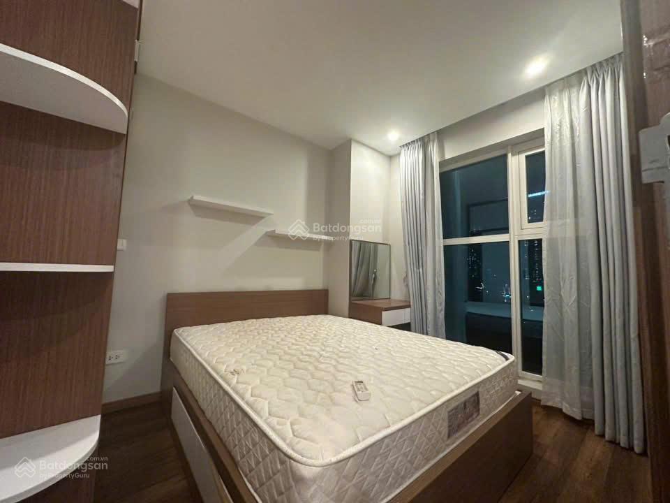 Gia đình cần bán căn hộ chung cư 3 phòng ngủ (căn góc) tại tòa s4, dự án sunshine city