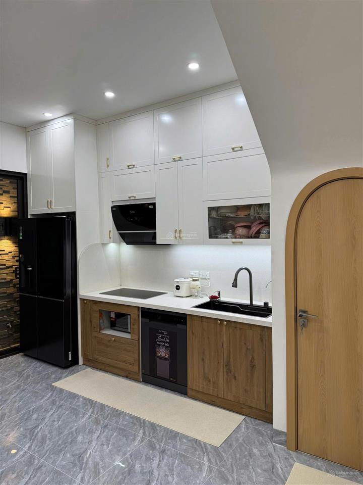 Hiếm! căn 2pn cách aeon mail lb chỉ 6km, 46m2 chỉ 3,68 tỷ. giá tốt khu long biên
