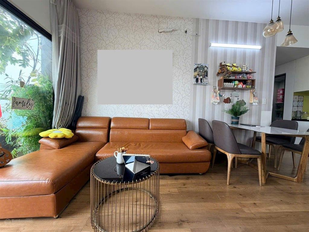 Bán 2pn flora novia mặt tiền phạm văn đồng, đã có sổ hồng, góp 70%