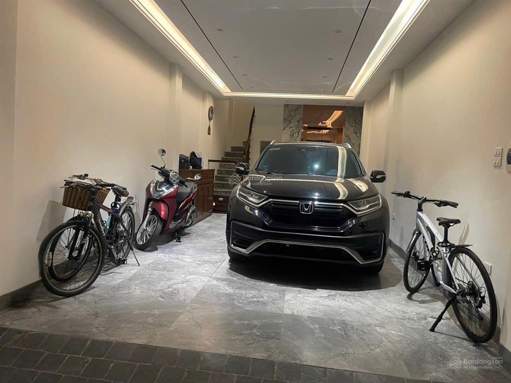 Bán nhà mặt ngõ giang văn minh, ba đình, phân lô, ô tô vào nhà, gần phố. giá 24.8 tỷ