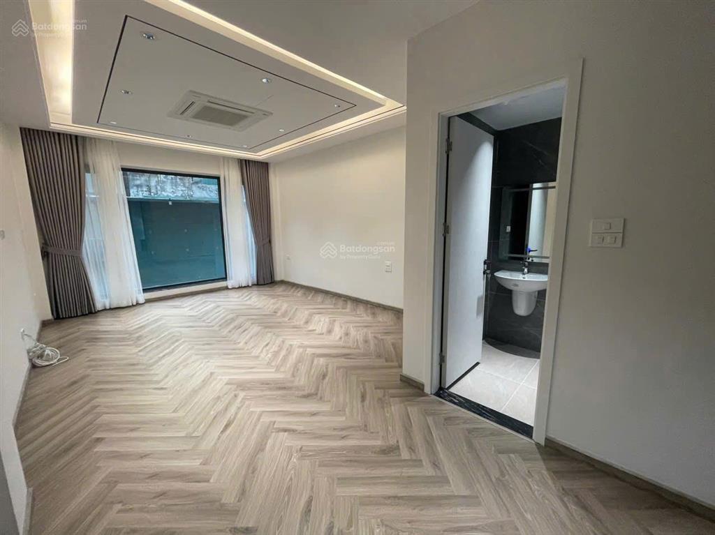 Bán nhà mặt ngõ giang văn minh, ba đình, phân lô, ô tô vào nhà, gần phố. giá 24.8 tỷ