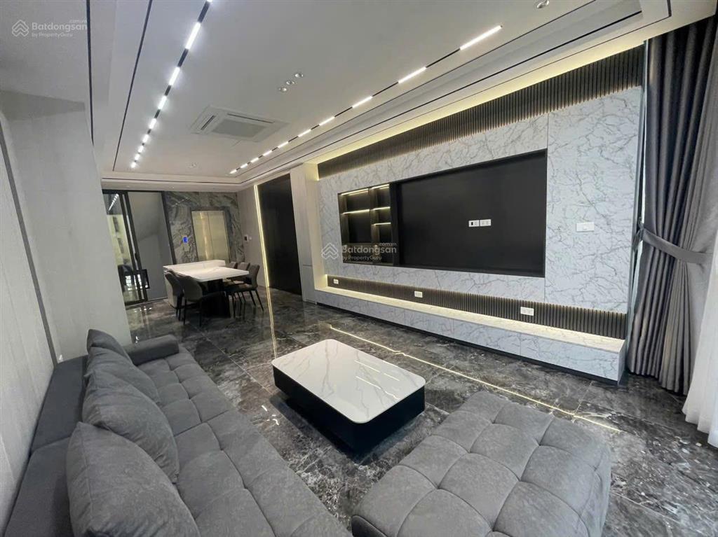 Bán nhà mặt ngõ giang văn minh, ba đình, phân lô, ô tô vào nhà, gần phố. giá 24.8 tỷ