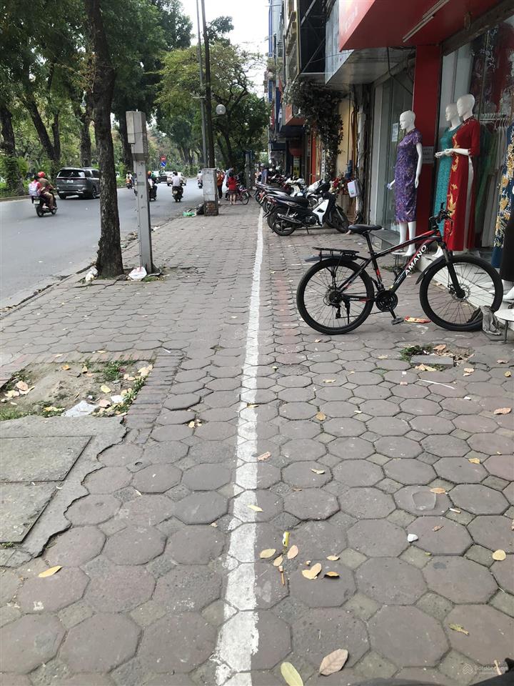 Bán nhà mặt phố kim mã, ba đình, lô góc, 6 tầng thang máy, vỉa hè 5m, kinh doanh. giá 27 tỷ